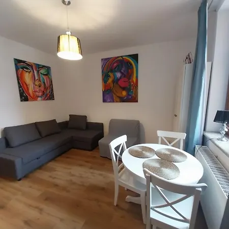 Jozefinka W Willi Jozefina שצ'קלארסקה פוראובה